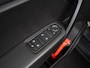 Renault Captur 1.3 TCe 140 Intens | Trekhaak | Camera | CarPlay | Zondag Open!