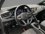 Volkswagen Taigo R-Line Business 1.0 TSI 110pk Adaptive cruise control, Navigatie, Stoelverwarming, Parkeersensoren, Achteruitrijcamera, LED matrix koplampen, App connect