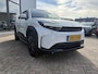 Toyota Urban Cruiser Executive 61 kWh - Trekhaak-  - All season banden -