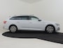 Skoda Superb Combi 1.4 TSI iV Business Edition Plus | Panorama-dak | SOH 95% | 360gr Camera | Elektr. Trekhaak | Cruise control adaptief | Keyless | Stoel/stuurverwarming | Dodehoek detectie | Navigatie | Apple carplay Android auto | Matrix lampen | DAB | 17"LMV
