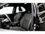 Toyota Yaris Cross 1.5 Hybrid 130 Team D Dealer Onderh. / Camera / Smartphone integratie / Stoel- en stuur verwarming / Keyless Entry / LED