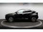 Toyota Yaris Cross 1.5 Hybrid 130 Team D Dealer Onderh. / Camera / Smartphone integratie / Stoel- en stuur verwarming / Keyless Entry / LED