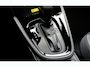 Toyota Yaris Cross 1.5 Hybrid 130 Team D Dealer Onderh. / Camera / Smartphone integratie / Stoel- en stuur verwarming / Keyless Entry / LED