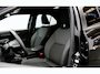 Toyota Yaris Cross 1.5 Hybrid 130 Team D Dealer Onderh. / Camera / Smartphone integratie / Stoel- en stuur verwarming / Keyless Entry / LED