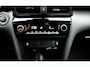 Toyota Yaris Cross 1.5 Hybrid 130 Team D Dealer Onderh. / Camera / Smartphone integratie / Stoel- en stuur verwarming / Keyless Entry / LED