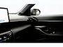 Toyota Yaris Cross 1.5 Hybrid 130 Team D Dealer Onderh. / Camera / Smartphone integratie / Stoel- en stuur verwarming / Keyless Entry / LED