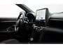 Toyota Yaris Cross 1.5 Hybrid 130 Team D Dealer Onderh. / Camera / Smartphone integratie / Stoel- en stuur verwarming / Keyless Entry / LED