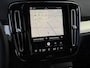 Volvo XC40 2.0 B4 Plus Dark / Trekhaak / All-Season / Stuur- Stoelverwarming / Harman Kardon / Parkeersensoren 360 / Elek. Stoelen / Geheugen stoel / Blis / 19'' /
