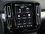 Volvo XC40 2.0 B4 Plus Dark / Trekhaak / All-Season / Stuur- Stoelverwarming / Harman Kardon / Parkeersensoren 360 / Elek. Stoelen / Geheugen stoel / Blis / 19'' /