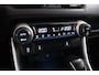 Toyota RAV4 2.5 Plug-in Hybrid AWD Dynamic | Trekhaak | Bearlock | Parkeersensoren | Apple Carplay/Android Auto | Stoelverwarming |