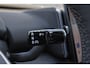 Volvo EX30 P5 Long Range Plus Black Edition Europa 69 kWh - IntelliSafe Assist & Surround - Black interieur - Harman Kardon audio - Elektrisch verstelbare voorstoelen - Verwarmbare voorstoelen & stuur - Apple® CarPlay - Android Auto - Parkeercamera achter - Parkeersensoren voor & achter - 19 inch wielen - Getinte ruiten v.a. B-stijl