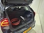 Kia Niro EV e-Niro ExecutiveLine 64 kWh SOH 100%, Stoel en stuur verwarming, Schuif kantel dak, Apple Carplay/Android Auto, Navigatie, Camera.