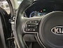 Kia Niro EV e-Niro ExecutiveLine 64 kWh SOH 100%, Stoel en stuur verwarming, Schuif kantel dak, Apple Carplay/Android Auto, Navigatie, Camera.