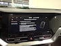Kia Niro EV e-Niro ExecutiveLine 64 kWh SOH 100%, Stoel en stuur verwarming, Schuif kantel dak, Apple Carplay/Android Auto, Navigatie, Camera.