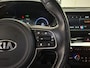 Kia Niro EV e-Niro ExecutiveLine 64 kWh SOH 100%, Stoel en stuur verwarming, Schuif kantel dak, Apple Carplay/Android Auto, Navigatie, Camera.