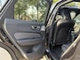 Volvo XC60 2.0 T8 Plug-in hybrid AWD Plus Black Edition FULL OPTIONS| ELEK. TREKHAAK| LUCHTVERING!| PANO| BOWERS EN WILKINS| MEMORY STOELEN| 360 CAMERA| STOEL + STUURVERWARMING| ACHTERBANK VERWARMD|