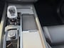 Volvo XC60 2.0 T8 Plug-in hybrid AWD Plus Black Edition FULL OPTIONS| ELEK. TREKHAAK| LUCHTVERING!| PANO| BOWERS EN WILKINS| MEMORY STOELEN| 360 CAMERA| STOEL + STUURVERWARMING| ACHTERBANK VERWARMD|