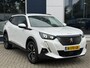 Peugeot 2008 1.2 PureTech Allure Pack | Trekhaak | Navigatie | Apple CarPlay | Android Auto | Camera | Cruise Control | Parkeersensoren |