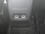 Peugeot e-2008 EV Blue Lease Allure 50 kWh SOH 92% | Cruise Contro & Climate Control | Navigatie | Apple Carplay & Android Auto |
