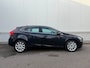 Volvo V40 2.0 D2 Summum Business / Airco / Navi / Cruise / Elektr. ramen / Parkeers. / Lm velgen / NAP