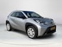 Toyota Aygo X 1.0 VVT-i S-CVT Play | Fietsendragerbeugel | Carplay | Parkeercamera | Airconditioning | Adaptieve cruise control |
