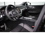 Volvo V60 2.0 B3 R-Design | Trekhaak | Adaptieve Cruise Control | Elekt. bestuurdersstoel + Geheugen | Keyless Entry & Drive | DAB | Parkeercamera | Apple Carplay & Android Auto |