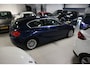 BMW 1-Serie 118i High Exe + ORG NED + AUTOMAAT + LEER + 12 MAANDEN GARANTIE ! ! !