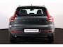 Volvo XC40 B4 Plus Dark - IntelliSafe Assist & Surround - Harman Kardon audio - Elektr. bebienbare voorstoelen met geheugen links - Parkeercamera achter - Verwarmde voorstoelen & stuur - Keyless - Elektr. bedienbare achterklep - Parkeersensoren voor & achter - Draadloze tel. lader - 18 inch wielen