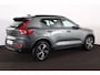 Volvo XC40 B4 Plus Dark - IntelliSafe Assist & Surround - Harman Kardon audio - Elektr. bebienbare voorstoelen met geheugen links - Parkeercamera achter - Verwarmde voorstoelen & stuur - Keyless - Elektr. bedienbare achterklep - Parkeersensoren voor & achter - Draadloze tel. lader - 18 inch wielen