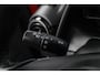 Mazda 2 1.5 Skyactiv-G Dynamic/ 15'' LMV/ Keyless-GO/ Lane-Assist./ Navi/ Airco/ Cruise/ Elek. pakket/ Isofix/ Bluetooth/ Armsteun/ Multi. LEDER. Stuur/ Mistl./ PDC/ Dagrijverl.