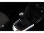 Mazda 2 1.5 Skyactiv-G Dynamic/ 15'' LMV/ Keyless-GO/ Lane-Assist./ Navi/ Airco/ Cruise/ Elek. pakket/ Isofix/ Bluetooth/ Armsteun/ Multi. LEDER. Stuur/ Mistl./ PDC/ Dagrijverl.