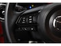 Mazda 2 1.5 Skyactiv-G Dynamic/ 15'' LMV/ Keyless-GO/ Lane-Assist./ Navi/ Airco/ Cruise/ Elek. pakket/ Isofix/ Bluetooth/ Armsteun/ Multi. LEDER. Stuur/ Mistl./ PDC/ Dagrijverl.