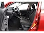Mazda 2 1.5 Skyactiv-G Dynamic/ 15'' LMV/ Keyless-GO/ Lane-Assist./ Navi/ Airco/ Cruise/ Elek. pakket/ Isofix/ Bluetooth/ Armsteun/ Multi. LEDER. Stuur/ Mistl./ PDC/ Dagrijverl.