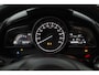 Mazda 2 1.5 Skyactiv-G Dynamic/ 15'' LMV/ Keyless-GO/ Lane-Assist./ Navi/ Airco/ Cruise/ Elek. pakket/ Isofix/ Bluetooth/ Armsteun/ Multi. LEDER. Stuur/ Mistl./ PDC/ Dagrijverl.