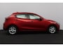 Mazda 2 1.5 Skyactiv-G Dynamic/ 15'' LMV/ Keyless-GO/ Lane-Assist./ Navi/ Airco/ Cruise/ Elek. pakket/ Isofix/ Bluetooth/ Armsteun/ Multi. LEDER. Stuur/ Mistl./ PDC/ Dagrijverl.