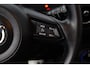 Mazda 2 1.5 Skyactiv-G Dynamic/ 15'' LMV/ Keyless-GO/ Lane-Assist./ Navi/ Airco/ Cruise/ Elek. pakket/ Isofix/ Bluetooth/ Armsteun/ Multi. LEDER. Stuur/ Mistl./ PDC/ Dagrijverl.