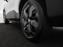Toyota Urban Cruiser Executive 61 kWh | Trekhaak | Panoramadak | JBL | 360 | Dodehoek detectie | Parkeersensoren voor+achter |