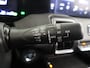 Toyota Urban Cruiser Executive 61 kWh | Trekhaak | Panoramadak | JBL | 360 | Dodehoek detectie | Parkeersensoren voor+achter |