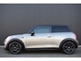 MINI Cooper 1.5 136pk Serious Business ECC | Full Map Navi | LED | Keyless | Telefonie