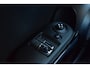 MINI Cooper 1.5 136pk Serious Business ECC | Full Map Navi | LED | Keyless | Telefonie