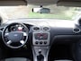 Ford Focus Wagon 1.6 Comfort met Airco en Trekhaak Distributie vervangen