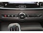 Volvo V90 T6 Recharge AWD Inscription - Panorama/schuifdak - IntelliSafe Assist & Surround - 360º Camera - Harman/Kardon audio - Adaptieve LED koplampen - Verwarmde voorstoelen, stuur & achterbank - Parkeersensoren voor & achter - Elektr. bedienb. voorstoelen met geheugen - Head up display - Inklapbare trekhaak - 18' LMV