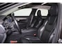 Volvo V90 T6 Recharge AWD Inscription - Panorama/schuifdak - IntelliSafe Assist & Surround - 360º Camera - Harman/Kardon audio - Adaptieve LED koplampen - Verwarmde voorstoelen, stuur & achterbank - Parkeersensoren voor & achter - Elektr. bedienb. voorstoelen met geheugen - Head up display - Inklapbare trekhaak - 18' LMV
