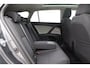 Toyota Avensis Touring Sports 1.8 VVT-i Lease Pro | Panoramadak | Trekhaak | Navigatie | Stoelverwarming | LED  | Cruise Control | Clima | Camera | 18 inch | Rijstrooksensor | Bluetooth