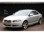 Volvo S80 2.5 T Momentum Leer/Parkeersensor/Trekhaak afneembaar/Apk 10-2027