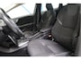 Volvo V40 2.0 T3 Nordic+ > SCHADE <