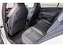Volkswagen Golf Variant 1.5 eTSI 130pk R-Line Business+ | Parkeersensoren | Stoelverwarming | Apple Carplay/Android Auto