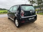 Volkswagen Up! 1.0 HIGH UP! CLUB EDITION! AIRCO, 15" velgen, Stoelverwarming.