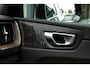 Volvo XC60 2.0 T6 PHEV Long range AWD Ultimate Dark|Luchtvering|Massage|Stoel+stuurverwarming|stoelverkoeling|HUD|Pano|Pilot assist|