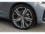 Volvo XC60 2.0 T6 PHEV Long range AWD Ultimate Dark|Luchtvering|Massage|Stoel+stuurverwarming|stoelverkoeling|HUD|Pano|Pilot assist|
